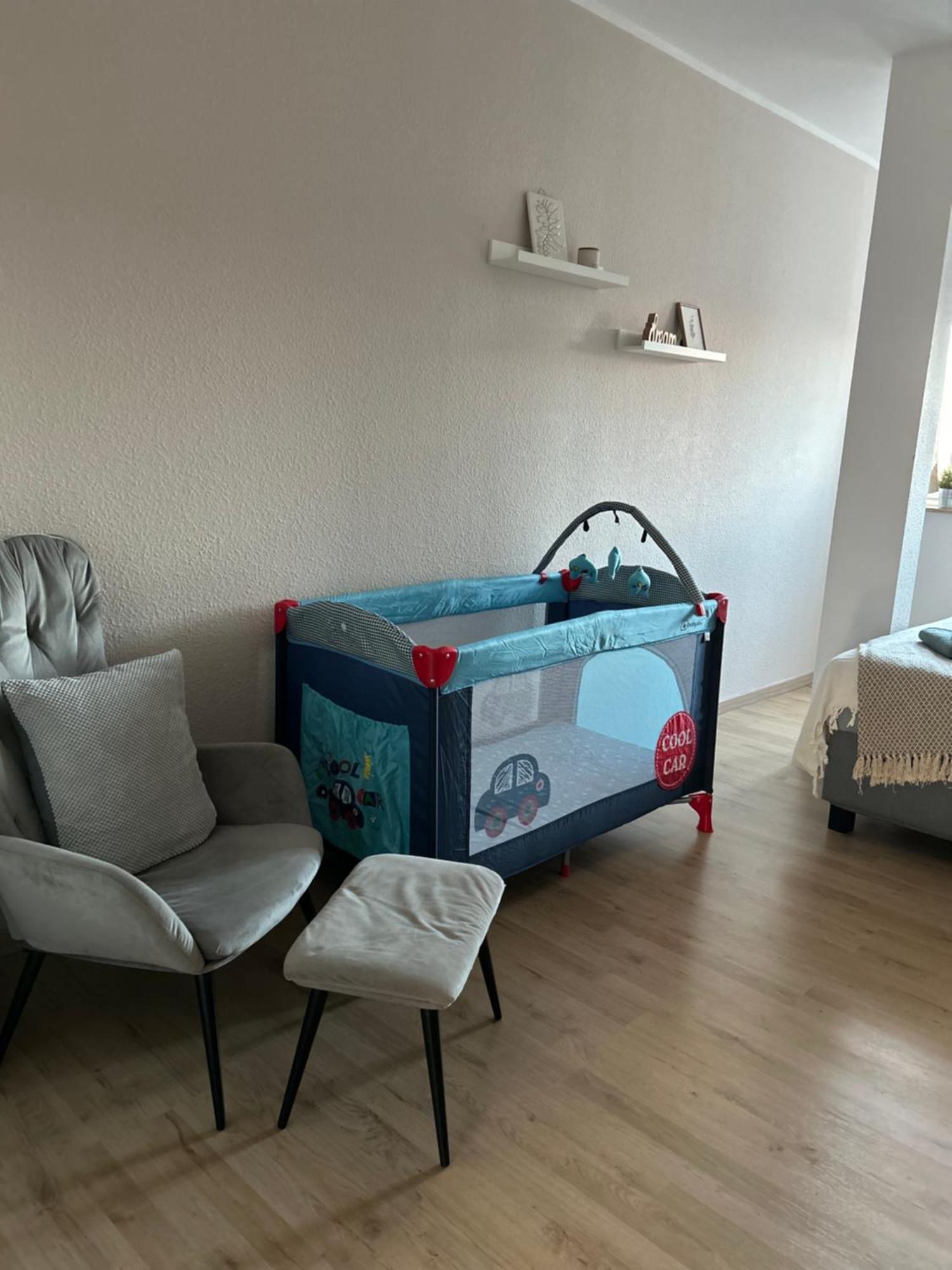 ארפורט Gemuetliches Altstadtapartment Mit Balkon Und Smart Tv מראה חיצוני תמונה