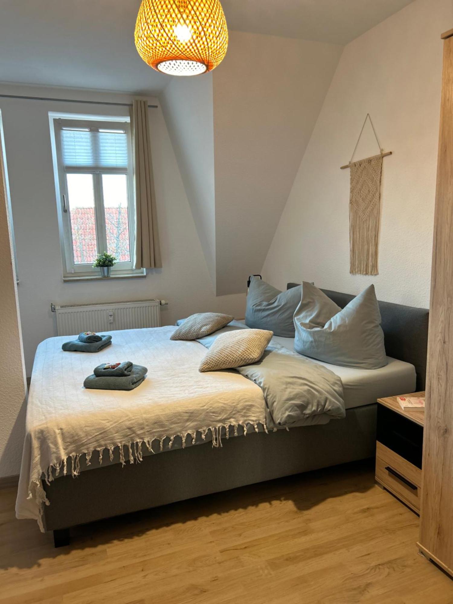 ארפורט Gemuetliches Altstadtapartment Mit Balkon Und Smart Tv מראה חיצוני תמונה